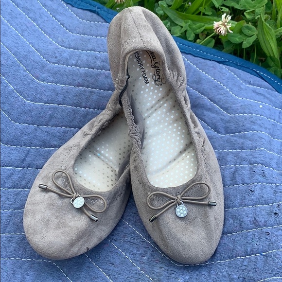 Faded Glory Women's Scrunch Ballet Flat - Picture 2 of 7